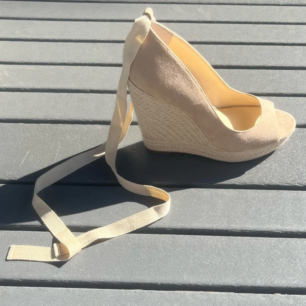 Jessica Simpson; Cream; Open-Toe; 5in Platform Wedges; Removable Ankle Tie; 9.5 - Picture 7 of 11